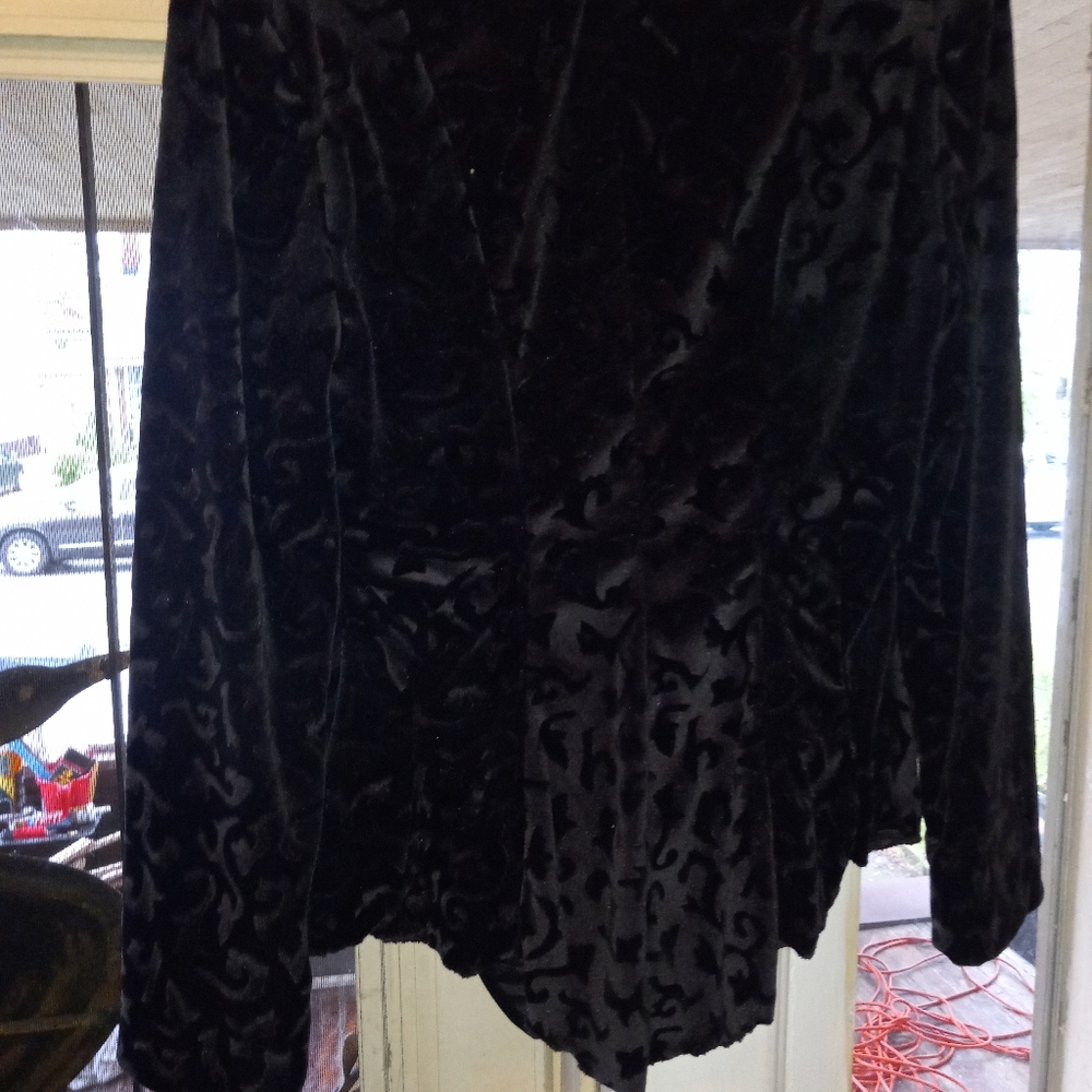 Shirt - Picture 2 of 2